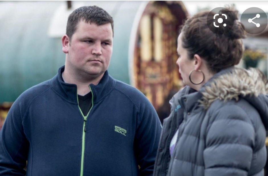 Yerra at least Gordon Elliott has the acting to fall back on? #GordonElliott