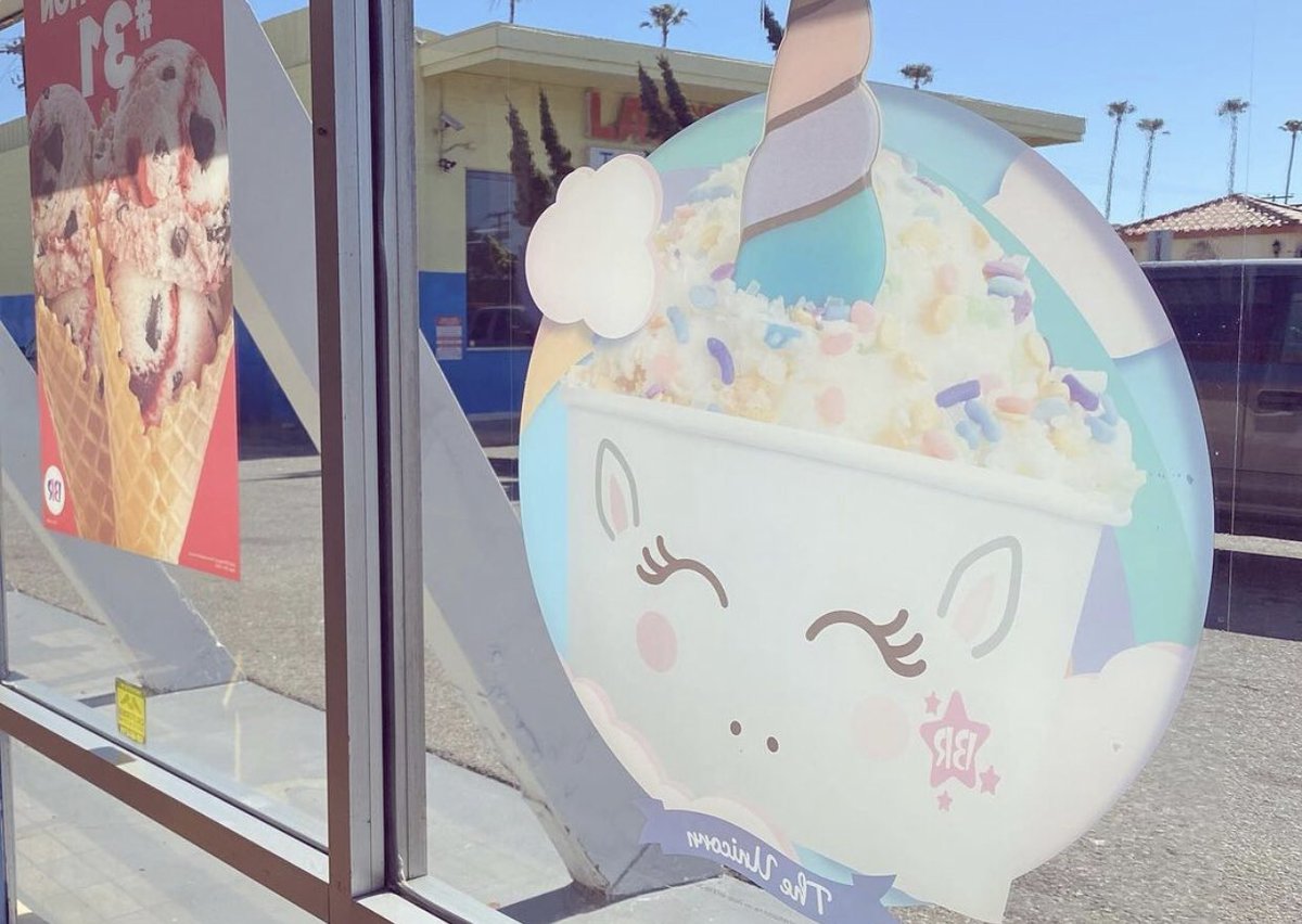 bellaolson_'s tweet image. All I wanted was some vanilla ice cream