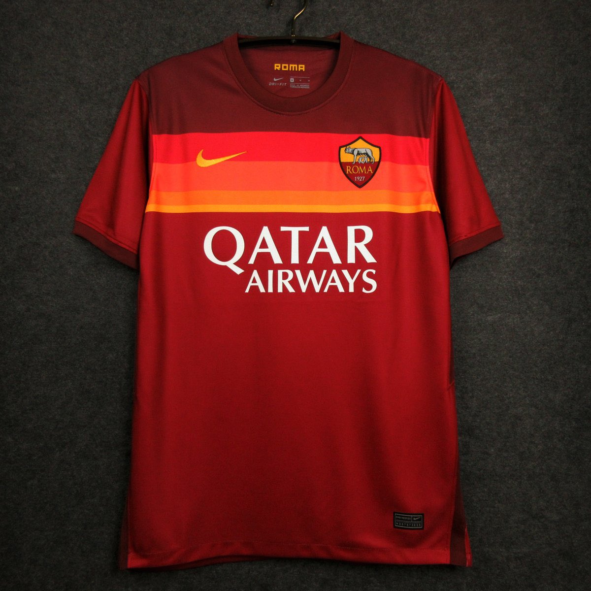 Gutila5ta's tweet photo. 🚨 SORTEO INTERNACIONAL DE 1 CAMISETA A ELEGIR POR EL GANADOR 🚨

Requisitos para participar:

- Dar RT a este tuit.
- Seguir a @Gutila5ta y a  @OnlyJerseys. 

SE ANUNCIARÁ AL GANADOR EL 9 DE MARZO. https://t.co/zC8kW1Ug6t