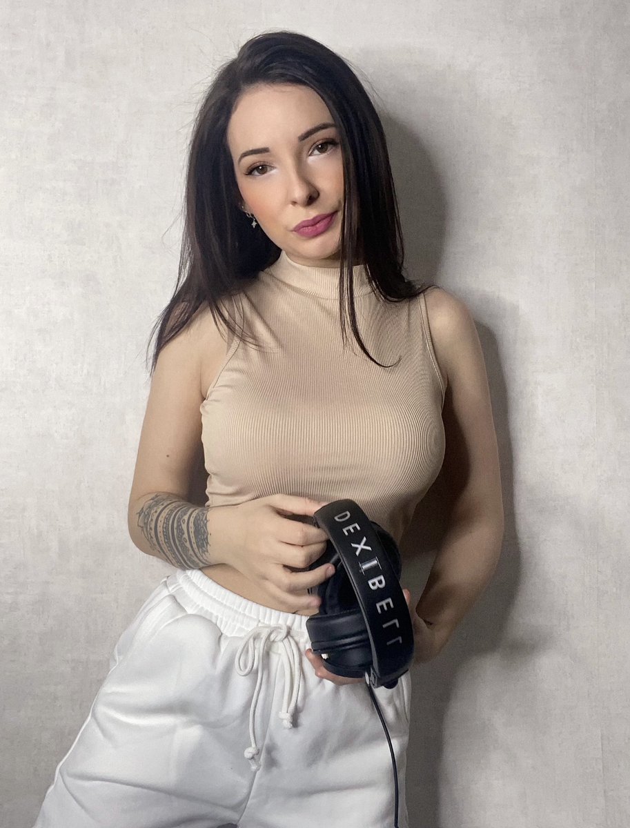 studio time 🌈🎙