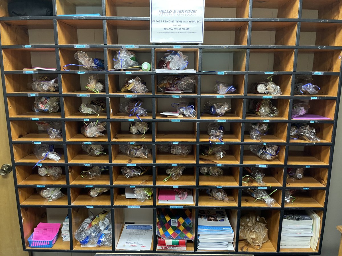 InTechHughes's tweet photo. It’s awesome working at a district that takes the time to show the love to its teachers. #RobinsonISD https://t.co/M58xjz6yG0