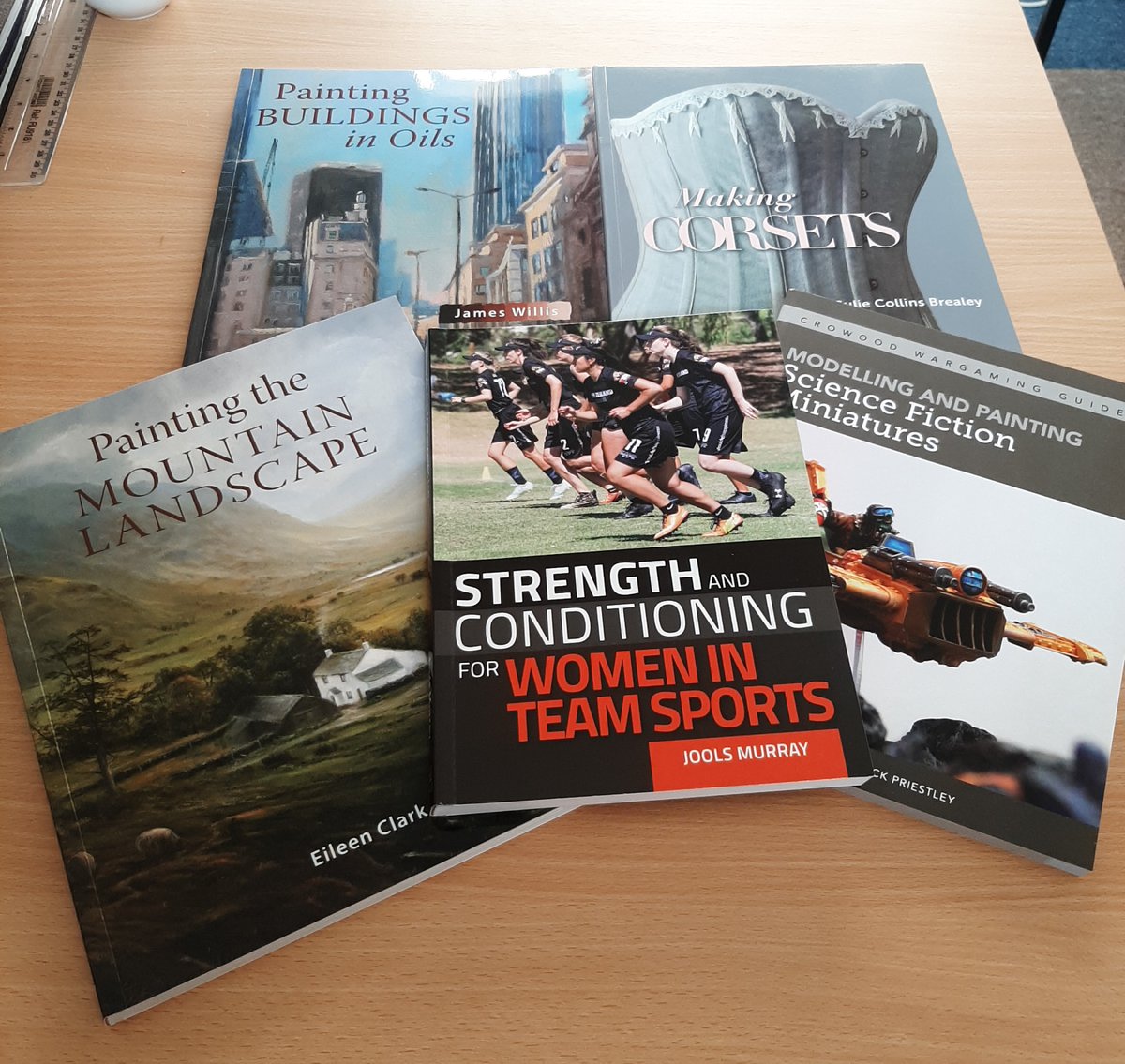 The Crowood Press tweet media