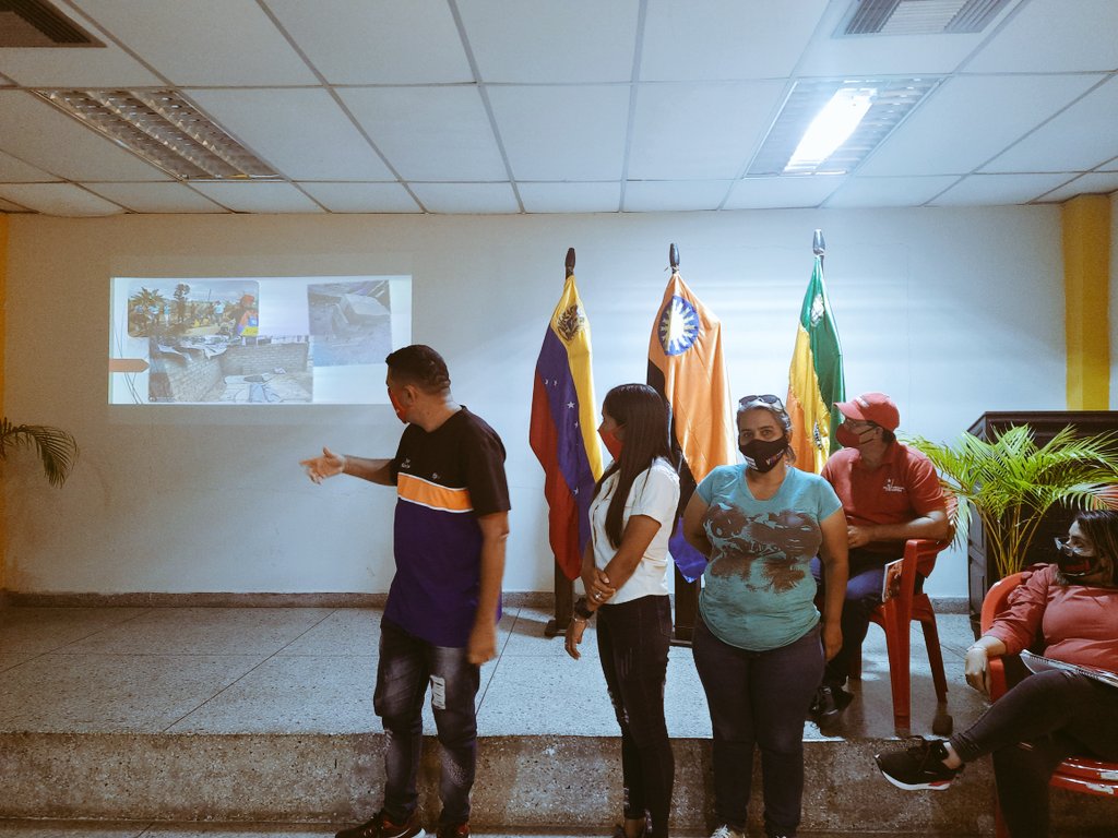 MisionesPsuv's tweet photo. #VacunasParaLaVida desde el municipio Ezequiel Zamora del estado Cojedes se construye la nueva patria y el nuevo sistema de autoconstruccion de viviendas a nuestro pueblo. https://t.co/GZtPtbNkAy