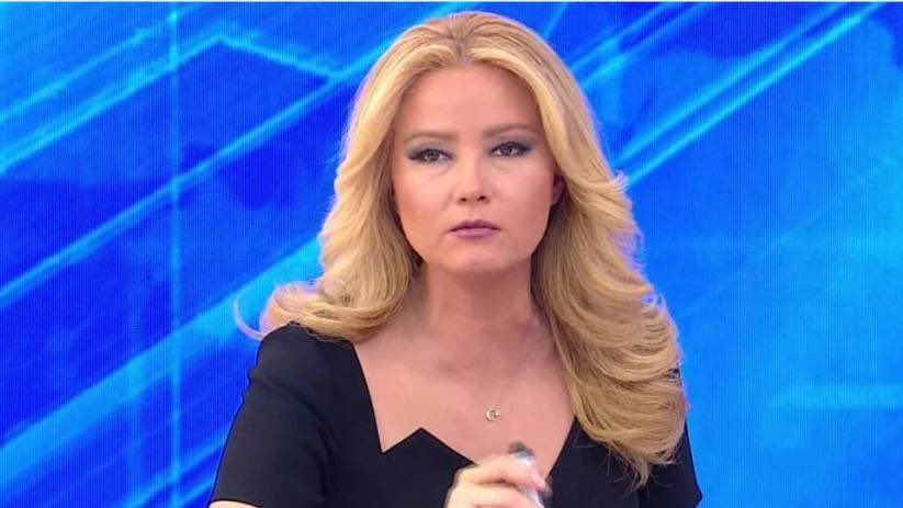 kadin_arti's tweet photo. Müge Anlı, “Eskortluk yapan kızın tecavüze uğrayıp ağlamasının bir anlamı yok" diyerek tecavüzü meşrulaştırdı. 
Zaten biz Müge Anlı’yı Rabia Naz, Aleyna Çakır davalarından, kadın düşmanı dilinden tanıyoruz. https://t.co/nddsKBmSWz