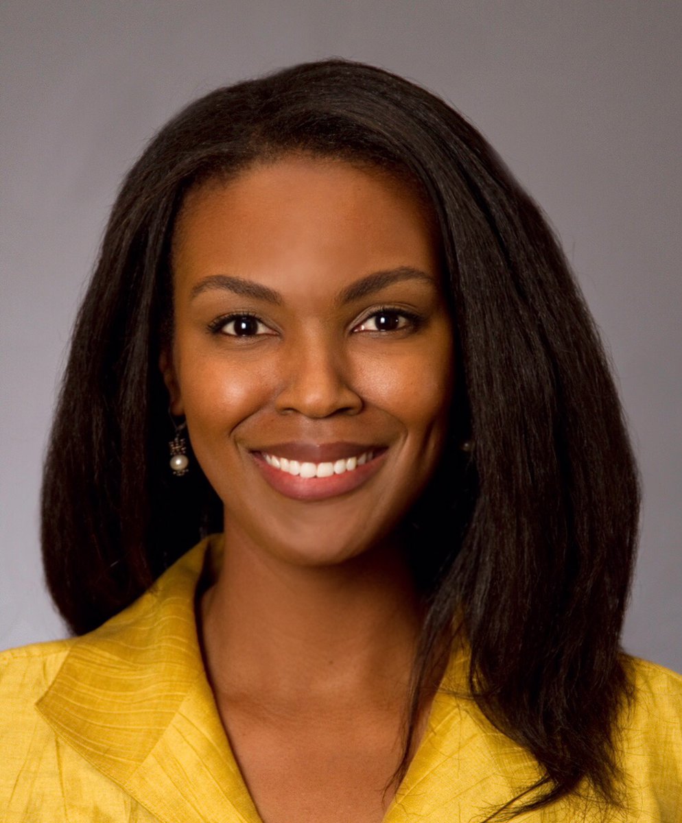 AshurstPerkins's tweet photo. .@LexBlog’s “Women Who Wow” segment profiles Senior Marketing Manager Rafeedah Keys. Catch the interview and Rafeedah’s career insights here, including the importance of women mentors and Rafeedah’s advice to young women working in #legalmarketing.   
https://t.co/lhY66P3L12 https://t.co/3lqGpxwO3C
