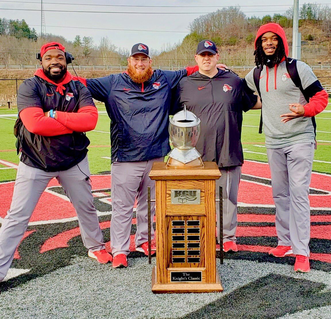 CoachMikeHarris's tweet photo. Love working with these guys #DarkKnights #DefensiveCoaches #KnightVision @FBCoach_Elliott @CoachJiggs @CoachBeattyKCU https://t.co/oPoTOYf3Hw