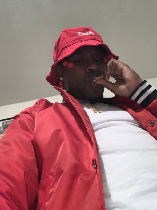 Who smoked 💨🔥 today???? Retweet this if u smoked today.....let&rsquo;s see how many ppl smoking‼️‼️‼️🔥🔥🔥 https://t<a href="/tag/ricoentertainment"class="tags"><span>#ricoentertainment</span></a>