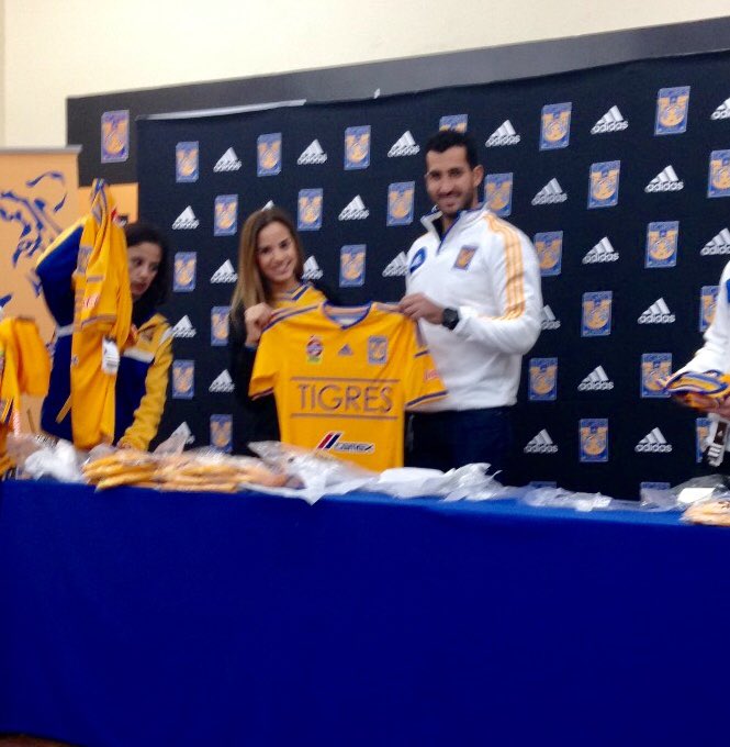andycandyrun's tweet photo. Alguna vez fiché por @TigresOficial. https://t.co/7FBjzP249D