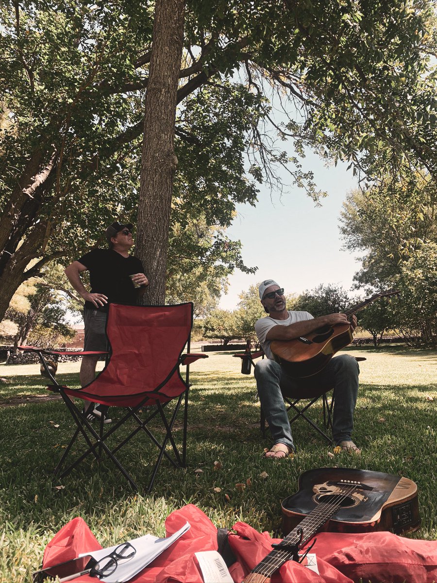 mirandalambert's tweet photo. We don't know what we're doing, but we know we're supposed to be doing it. 
@JackIngram @jonrandallmusic https://t.co/w1WM3Igjij