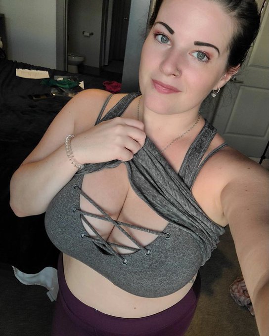 #tugs after running! https://t.co/NzzD4YqZBK   #tugtuesday  #flbp #chivetteselfie #chivette #kcco #keepcalmchiveon<a href="/tag/tugs"class="tags">#tugs</a><a href="/tag/tugtuesday"class="tags">#tugtuesday</a><a href="/tag/feelinggood"class="tags"><span>#feelinggood</span></a><a href="/tag/kcco"class="tags"><span>#kcco</span></a><a href="/tag/chivette"class="tags"><span>#chivette</span></a><a href="/tag/nevertoolate"class="tags"><span>#nevertoolate</span></a><a href="/tag/feelingmyself"class="tags"><span>#feelingmyself</span></a>
