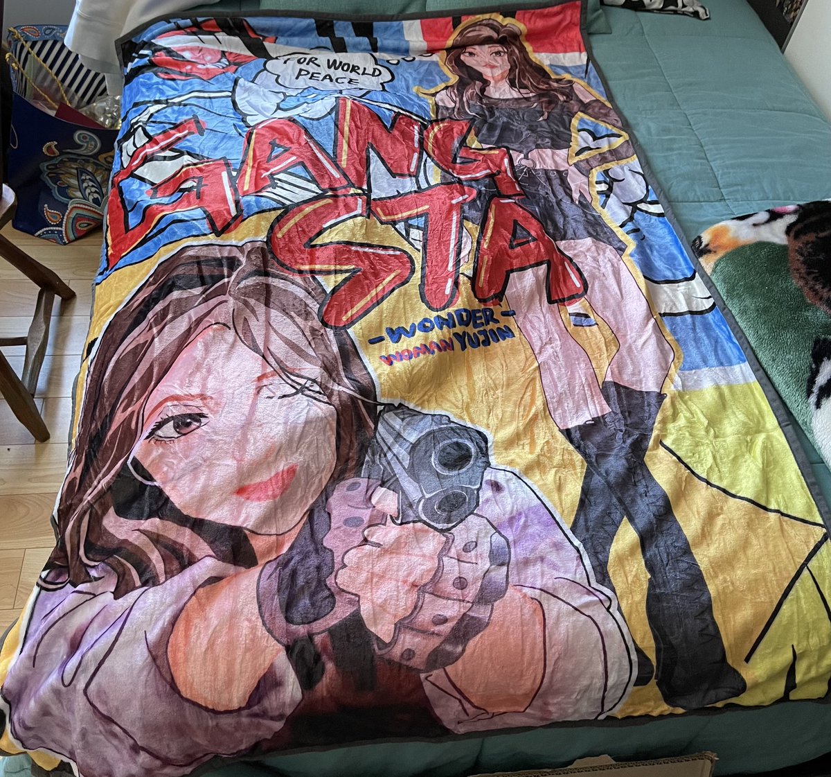 foryujinnie's tweet photo. Gangsta Yujin Blanket @anyujinbar @SpringBlossomGO https://t.co/L8nf5AI3Qg