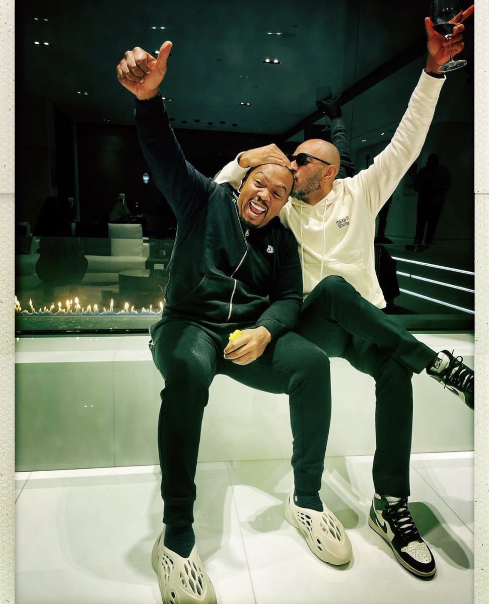 jrwatkis's tweet photo. Swizz and Timbo never met all 2020 and conducted over 20 live concerts.
It’s the era of the taste makers.
#Verzuz #worldmusicviews https://t.co/HDFTGcE5jq