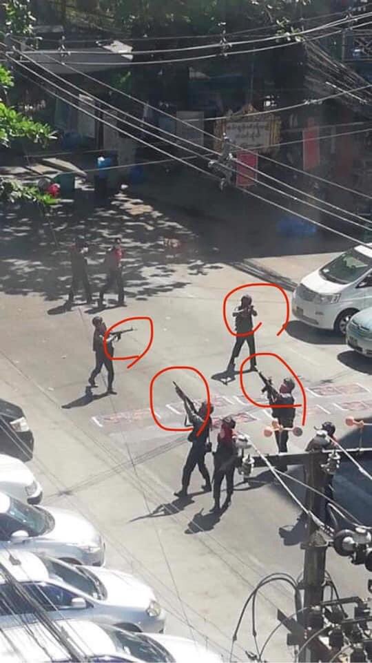 Wynn00Y's tweet photo. Terror in Yangon, Myanmar 

Photo crd: FB #WhatsHappeningInMyanmar #BurmaCoup #HowManyDeadBodyNeedForUNtoTakeAction #Myanmar #HumanRightsViolations #militarycoupinMyanmar #March3Coup #rejectASEANResolution #WeWantDemocracy #SaveOurPeople https://t.co/M8jnpynY9O