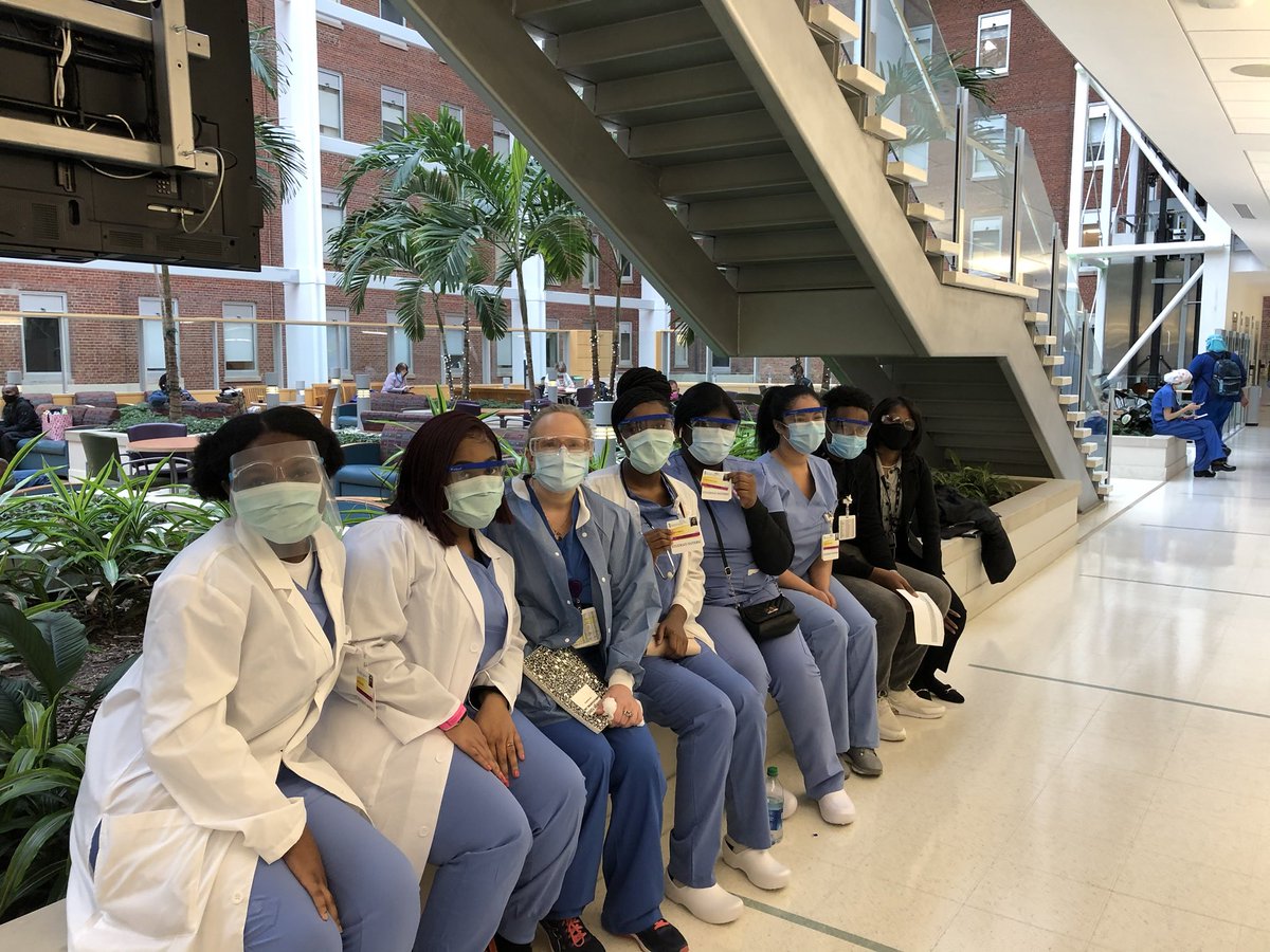 ChiefRedStorm's tweet photo. Seniors working to become Surgical Technicians are earning their clinical hours with our partner University of Maryland Medical Center. #RedStormNation https://t.co/2fRrLsNrql
