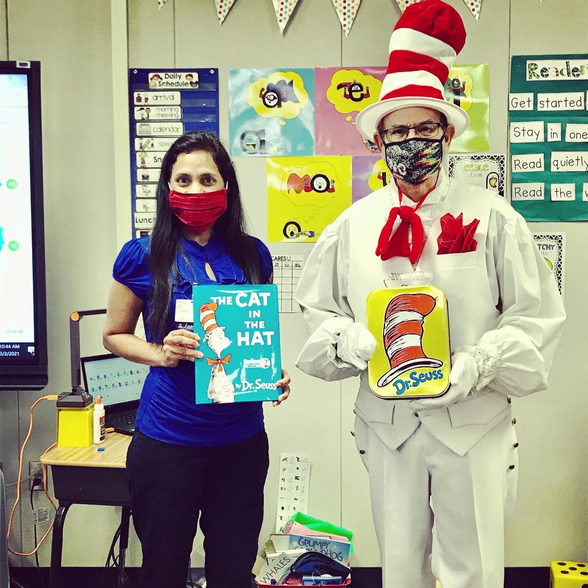 CopelandCFISD's tweet photo. “The MORE that you read, the more things you will KNOW. The MORE that you LEARN, the more places you’ll GO.” It’s Read Across America - Dr. Seuss Day and CFISD Board Member, Tom Jackson, read to Ms. Rampersad’s class. #drsuess #readacrossamerica @cyfairtj https://t.co/Yo3vMB6QmR