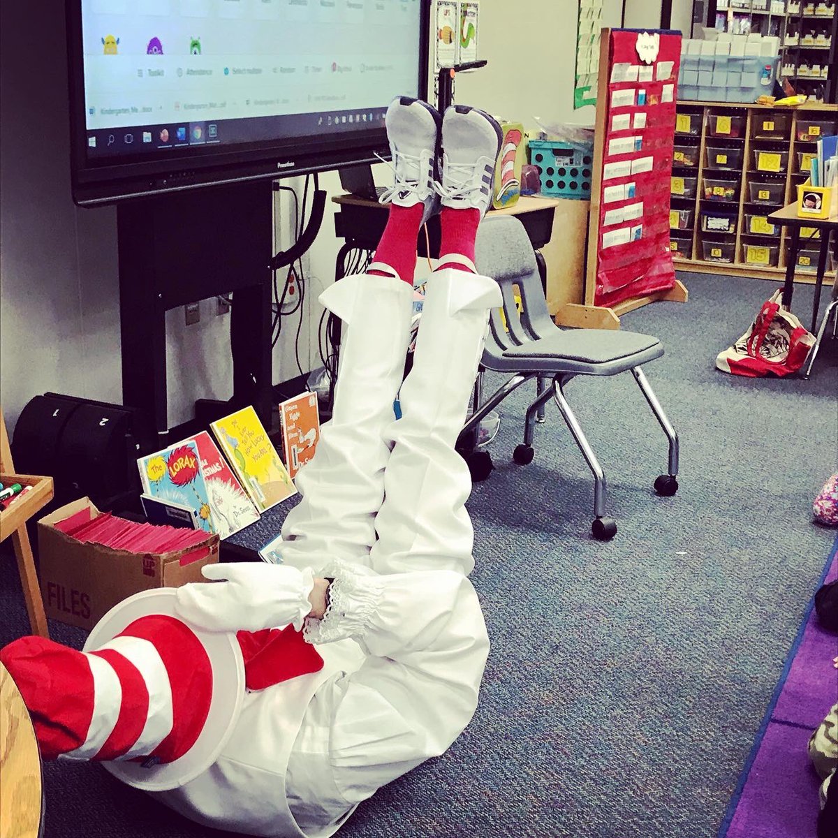 CopelandCFISD's tweet photo. “The MORE that you read, the more things you will KNOW. The MORE that you LEARN, the more places you’ll GO.” It’s Read Across America - Dr. Seuss Day and CFISD Board Member, Tom Jackson, read to Ms. Rampersad’s class. #drsuess #readacrossamerica @cyfairtj https://t.co/Yo3vMB6QmR