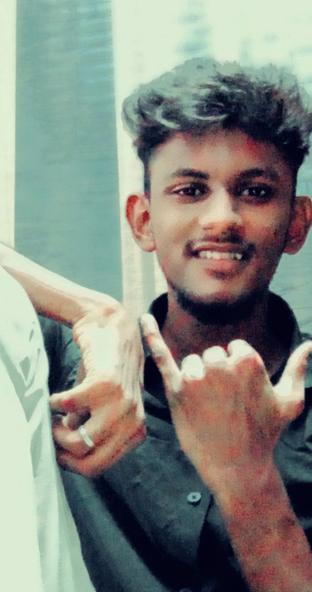Ajithfanboy001's tweet photo. #MASTERBlockBuster50Days
Thala fan birthday pa naliki but thalapathy fans also wish panalaam https://t.co/MkayqGSHrJ