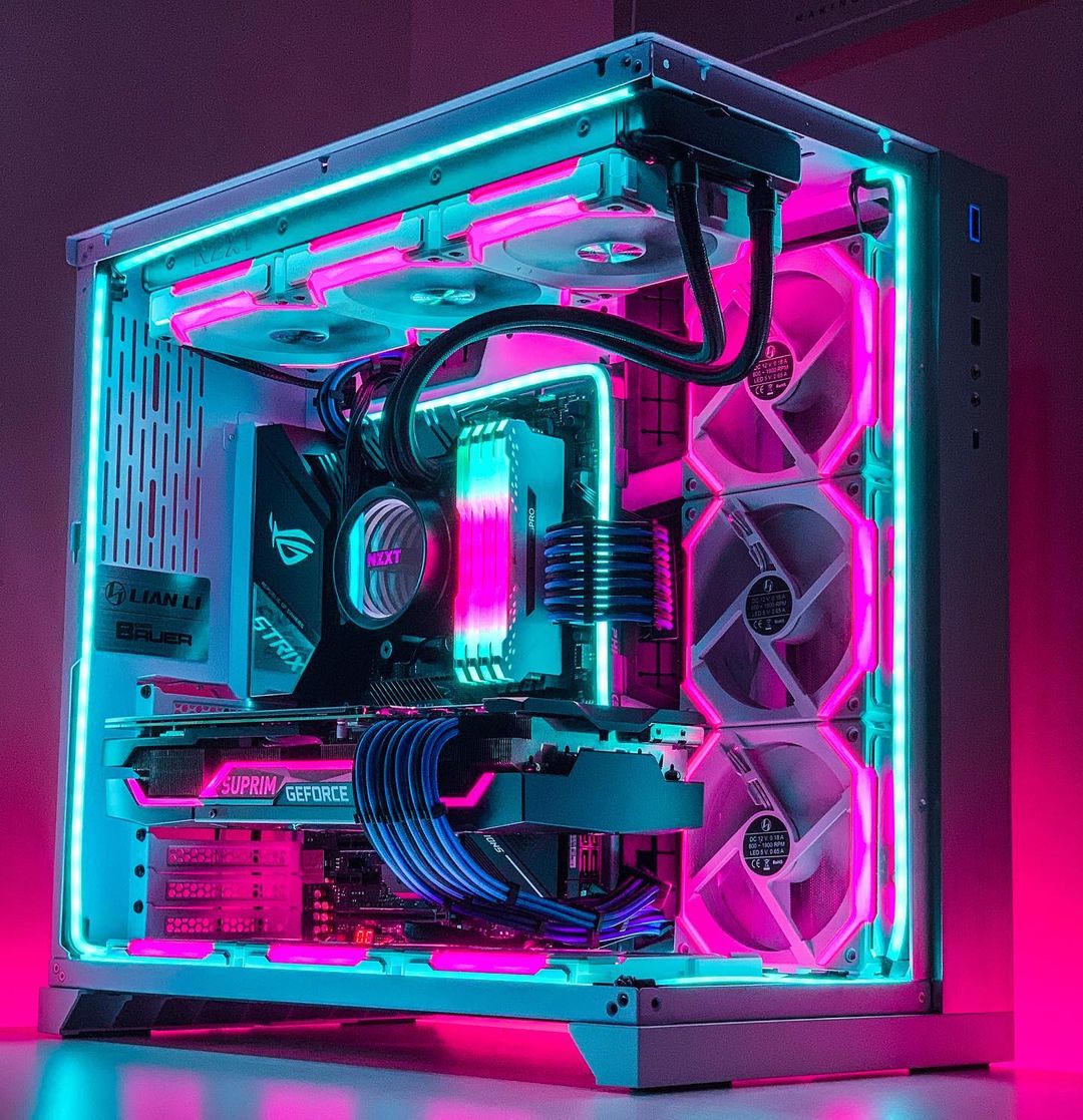 Newegg's tweet photo. Miami Vibes 🌴 Tag your photos with #NeweggBuilds to be featured.

📸  arcticzgaming via IG https://t.co/F3MtghxEmg