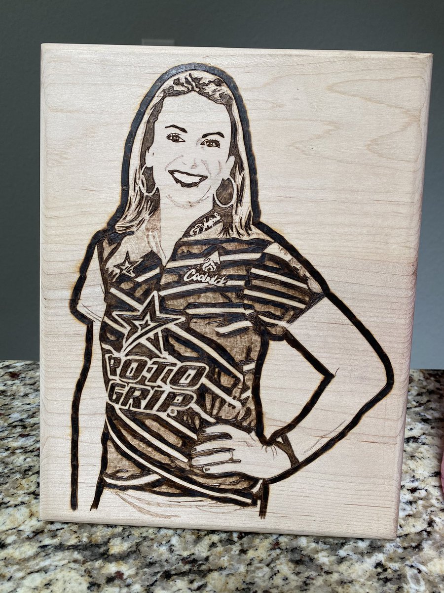 StefanieJ_PWBA's tweet photo. How amazing is this piece of wood burned art?!?!? ๐ฅ
Thank you very much Paul Homan for your hard work on this ๐
#Woodburned #WoodburnedArt #WoodburnedArtwork #RotoGrip #RotoGripWomen #SquadRG #OwnIt #Coolwick #CoolwickJerseys @RotoGripBowling https://t.co/gKemeirK38