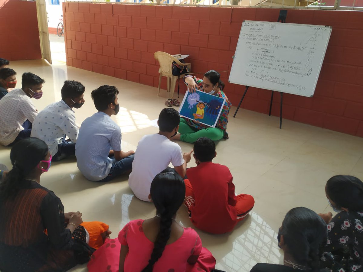 ReadyWhitefield's tweet photo. Grade 6 and 7 kids from Ramagondanahalli Government School engage into a story reading and reflection session by @Hasiru_Dala @srividya88 . The kids really enjoyed the session. #artwork  #EducationForAll https://t.co/SZicUSwyKC