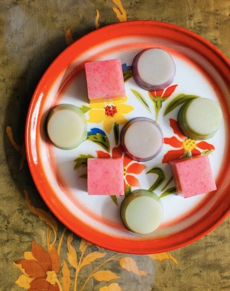 No hay comida completa sin un buen postre 👅✨
Conoce los Thai Desserts de @galangathaimx inspirados en las recetas clásicas de la repostería tailandesa
📞Reserva 55 6550 4492
#mesasegura #reactivarsinarriesgar #sirviendoaméxico #méxicounido #cdmx #queremoscomer https://t.co/uY35kduDkU