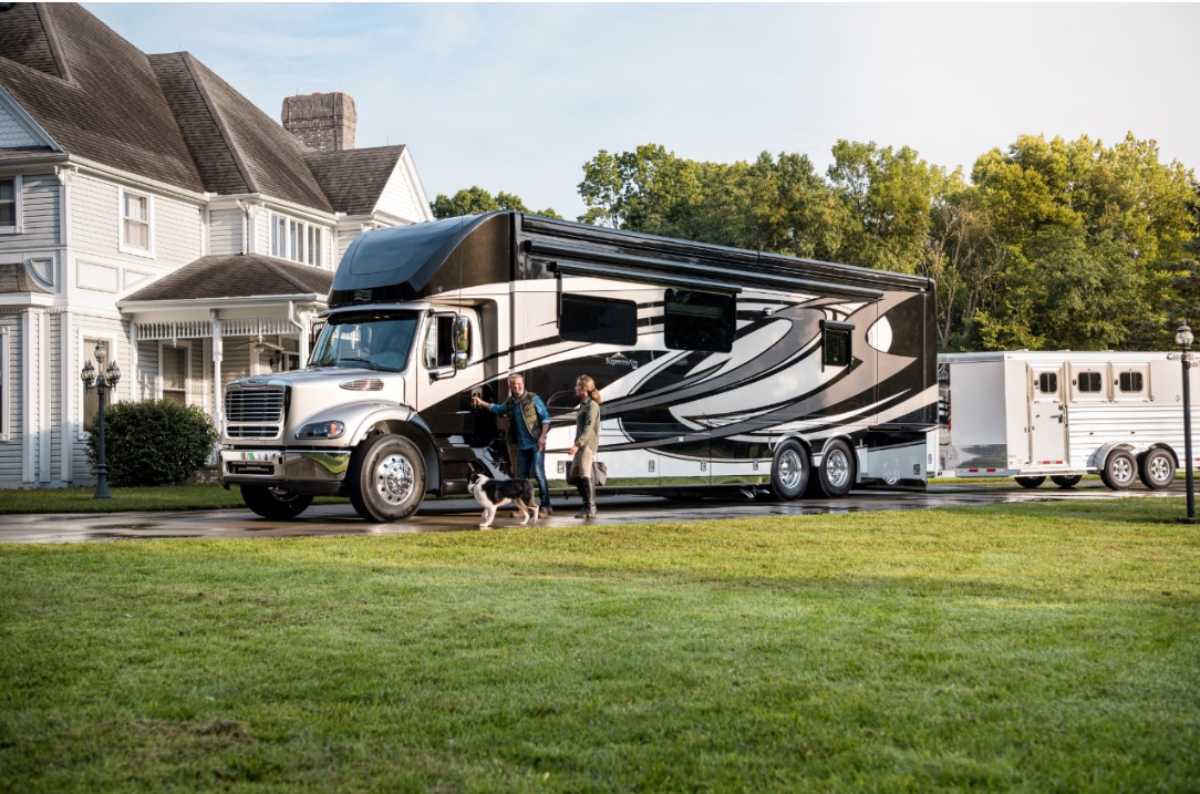 DLLgroup's tweet photo. NEWS: @DLL to Provide Floorplan Financing for @WinnebagoInd brands via @RVBmagazine https://t.co/2QqnmPxf9f https://t.co/CgwuOxFsEG
