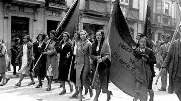 masfeministas_'s tweet photo. Hoy queremos seguir recordando los logros que conseguimos durante la Segunda República:
✅ El voto femenino.
✅ Derecho al divorcio.
✅ Derecho de la patria potestad de las mujeres sobre sus hijos.
✅ Eliminación del delito de adulterio para las mujeres. https://t.co/wTW9uFCE7P