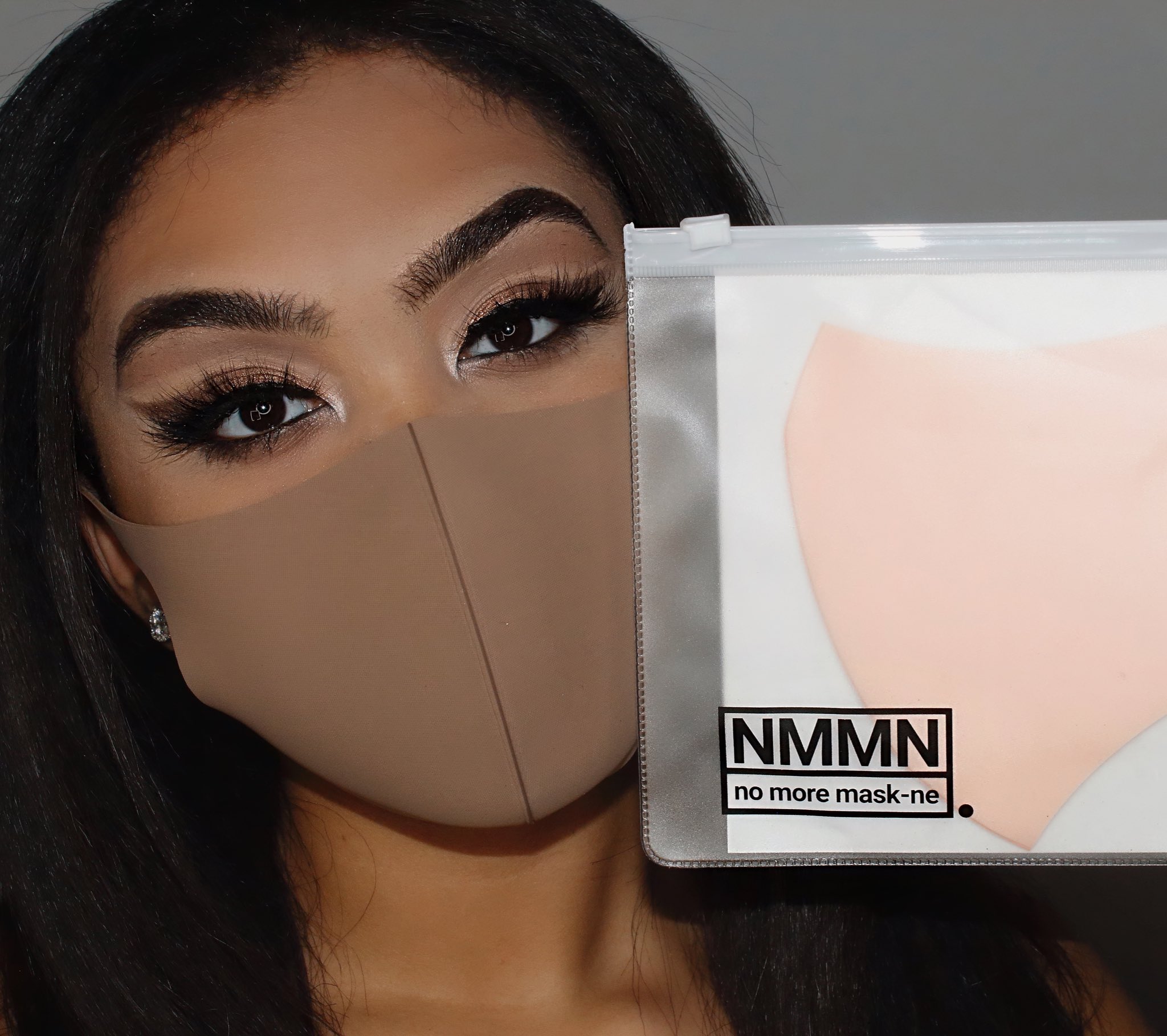Lily Hope🤍 Content Creator on X: NMMN🤎 Thank you @beaubble for sending  these over 🥰 @beaubble created a minimalistic, sleek, irritant limiting  mask! It is UV protected, antibacterial, flexible, and helps prevent