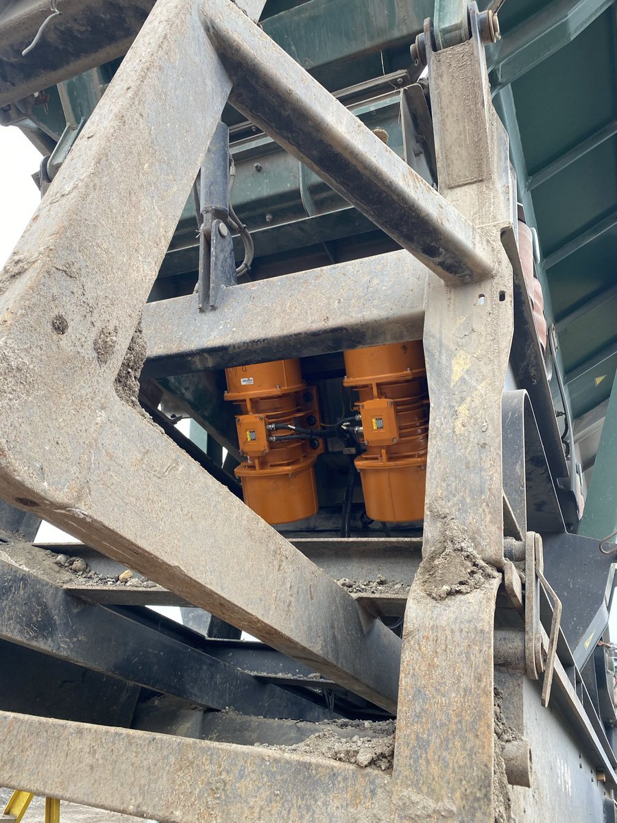 78Engineering's tweet image. We supply - Install &amp;amp; refurbish Screen Motors contact us on sales@78engineering.co.uk for more information