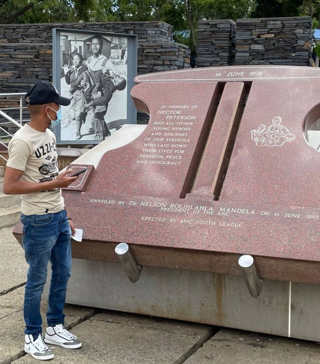 kaduyu_Jr's tweet photo. The Hector Pieterson Memorial in Soweto commemorates the role played by the school children who took part in the #SowetoProtests of 1976. Hundreds were killed by the apartheid police while protesting against the sub-standard of education in black schools. We shall never forget. https://t.co/ZrrF96pxPT