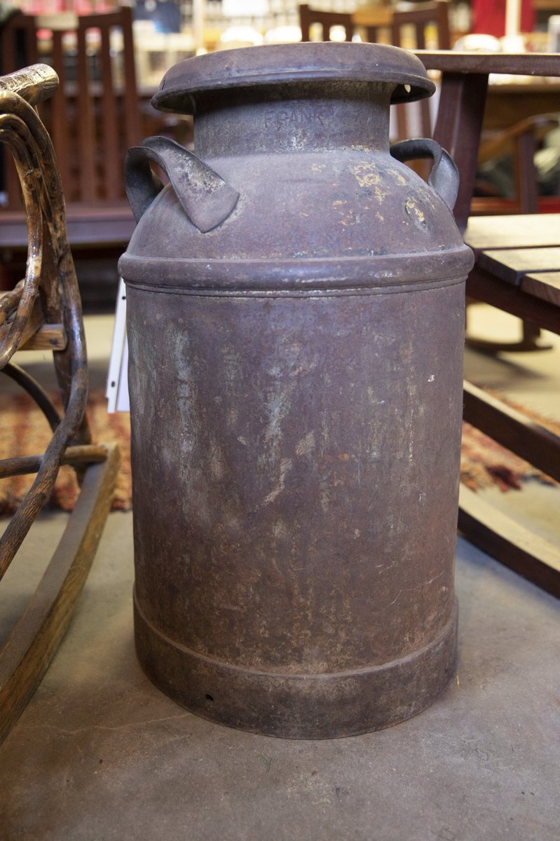 Burton_Chamber's tweet image. Visit the Burton Log Cabin this weekend during the Maple Madness Tour! We have more than maple.