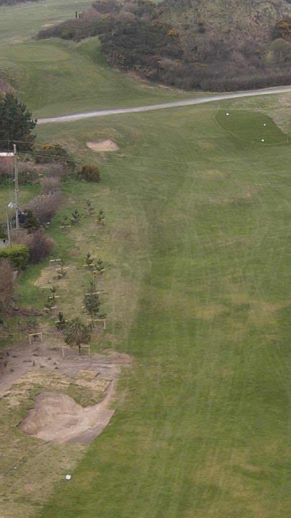 KirkistownCGC's tweet photo. ⛳️The New 10th⛳️
Whilst we wait patiently for clarification on when we will get a date to return🤞check out these aerial shots of the new Par 5 10th.
We CAN NOT WAIT to have you back on the course and, when permitted, in the clubhouse #golf #linksgolf #getgolfback https://t.co/GPUJZuFdRo