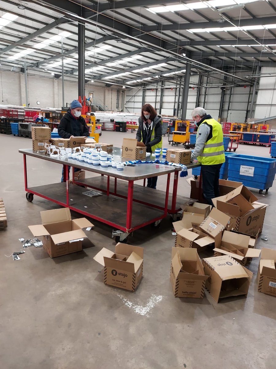 Fantastic work from the Pass It On team sorting through donations of clothing for the homeless today, ready for our April campaign. 

Special thanks to our volunteers from Smiths News DMD and Instore including members of the executive team pictured here!

#passiton #donations