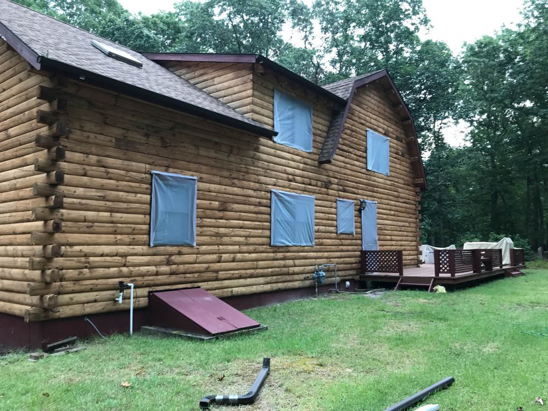 log_restoration's tweet image. Give Alex Log Home Restoration a call today and discover the benefits of working with someone who always puts customer satisfaction first! #LogHomeContractor #CabinContractor #WoodSanding bit.ly/2FAnKFM