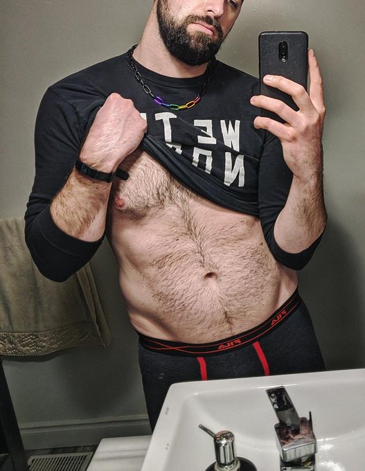 I felt sexy as hell yesterday so I snapped a few pics before my shower. 😈  Repping the Bisexuals 🏳️&zwj;🌈