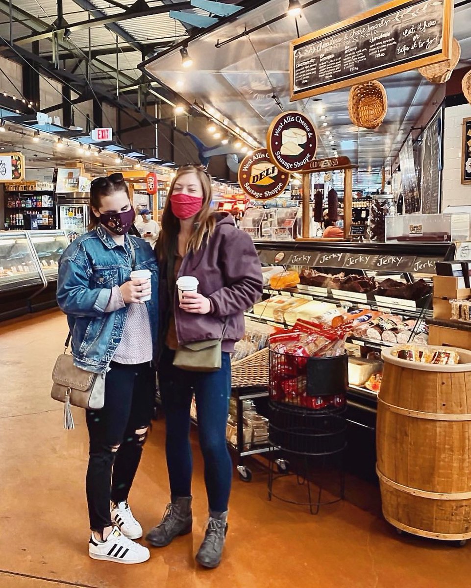 MKEPublicMarket's tweet photo. Drinks in hand + On your feet = Masks Up until you find a seat 😷
When planning your next visit to our Market please review our updated Safety Measures at https://t.co/EMIrJUJTfw or call (414) 336-1111 📲
#SupportLocalMKE #MKEitLocal #ShoptheWard https://t.co/jpAiROy8kd