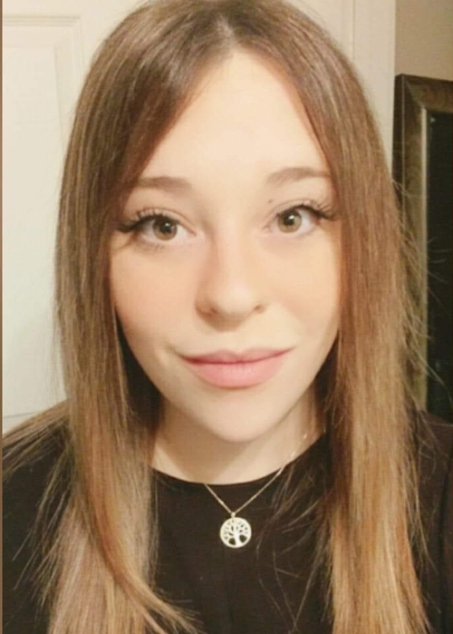 SarahRyanYEG's tweet photo. Missing woman in #Lloydminster: Dana Priest (27 y/o) was last heard from at 10am today, and RCMP are concerned for her wellbeing.  She's 5'5 with brown eyes and blonde hair.  Driving a Grey 2019 Chrysler Pacifica, SK plate 464 LWR w/this decal on window. https://t.co/L8WTfNhKeD