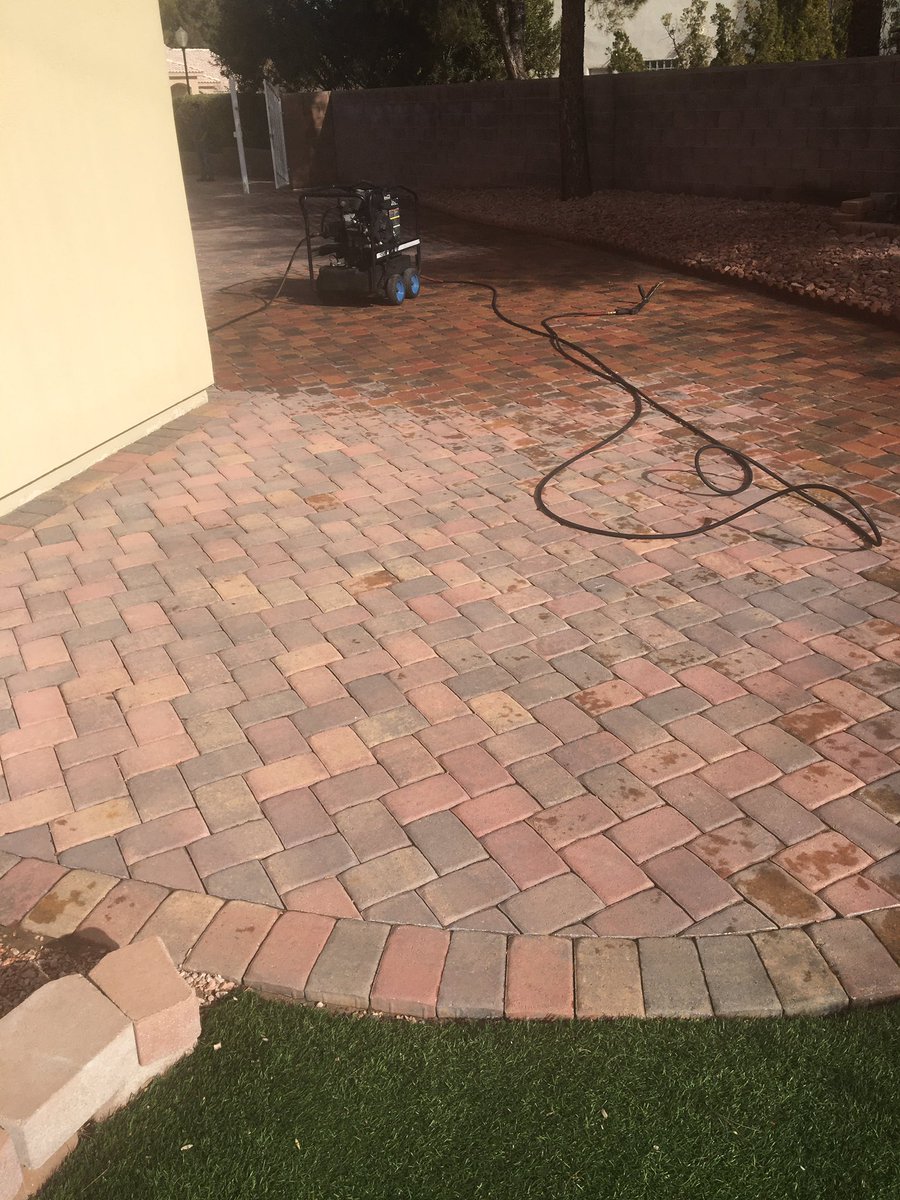 MaxEffort5's tweet photo. Surebond SB-6750 is an awesome product. It just brought back these 20 year old pavers from dullsville!
Thanks @EwingIrrigation Las Vegas for the help and sending 15 contractors out to training classes!!! https://t.co/0DRpphi7x9