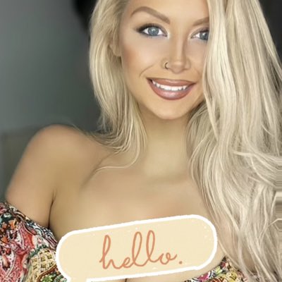 words_laura's tweet photo. #NewProfilePic https://t.co/851sKCl5Sk