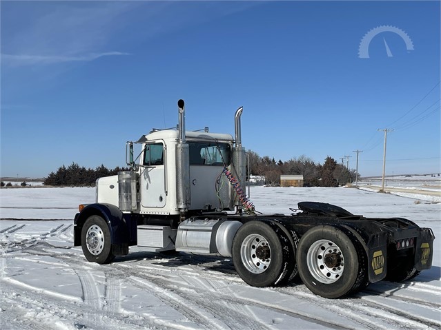 Sells Tomorrow on @auctiontime | Bid Now!
☑️ 475 HP CAT
☑️ 230k Miles Since Overhaul
☑️ 8 Spd
☑️ 205" WB
☑️ Wet Kit
#TruckPaper #AuctionTime #Peterbilt #Peterbilt379 #DayCab