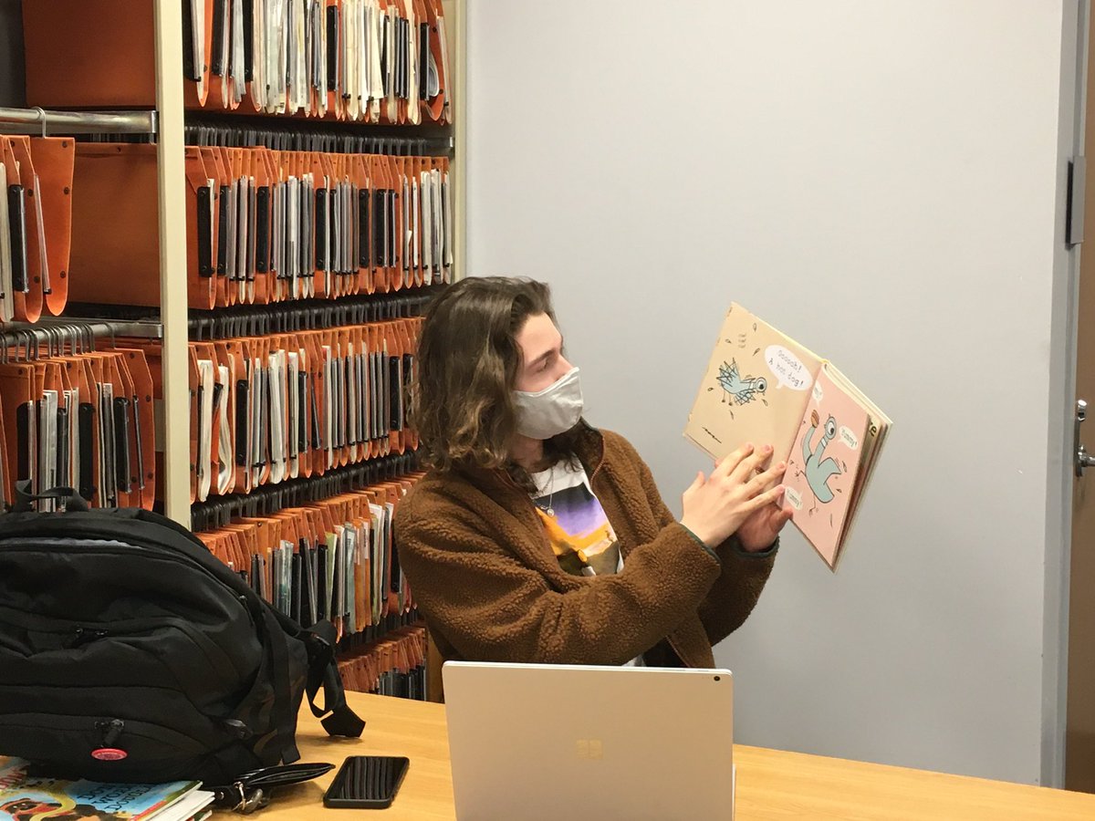 Today the Leadership Class &amp; STUCO celebrated reading week with several of our elementary classes via Zoom. We can’t wait to read to the rest of the classes this week. <a href="/ValleyParkSD/">ValleyParkSchoolDist</a> <a href="/ValleyParkSTUCO/">VPHS Student Council</a>