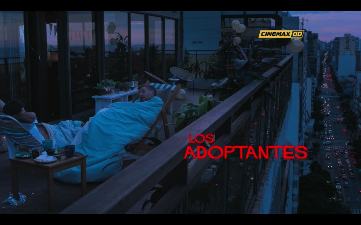losadoptantes's tweet photo. LOS ADOPTANTES, una comedia protagonizada por @Gentiledie y Rafael Spregelburd, dirigida por @danielgimelberg ; ahora suma más opciones para que la puedas ver! 
.
Disponible en HBO Pop, Cinemax OD, Apple TV y Flow! https://t.co/YeOVWdsHw3