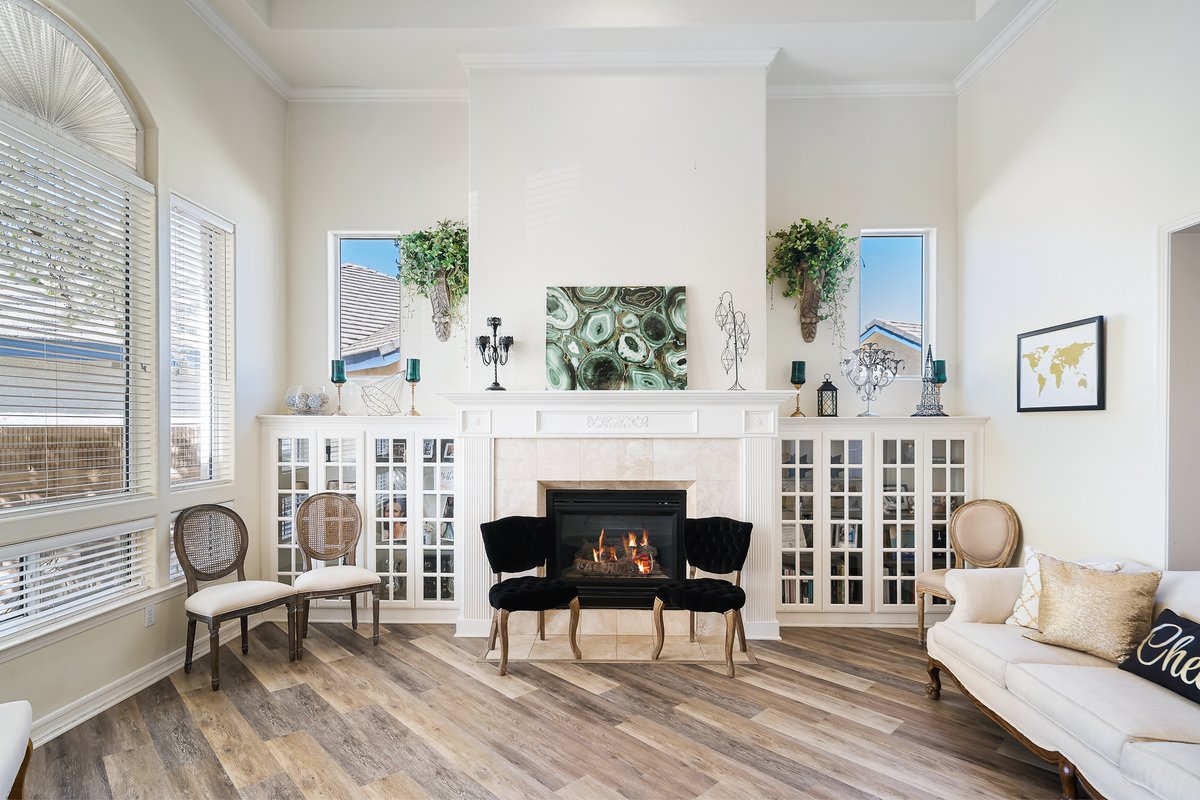 WardRealtor's tweet image. #JustListed! Beautiful custom built west Lancaster #POOLhome!

43654 Colony Dr, Lancaster CA 93536
4 Bedrooms | 3 Bathrooms | 2,848 sf
bit.ly/3rcra86

Call to schedule your showing!
661-209-1776

#HomeBasedRealty #MoveWithMaggie #MaggieWardRealtor #RealEstateEssential