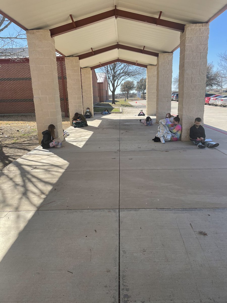 pve4thgrade tweet media