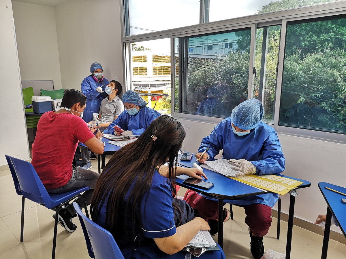 corprodinco1's tweet photo. Se realizaron 62 pruebas de hisopado nasal al personal de #Corprodinco y @ACNURamericas como medida de prevención frente al Covid-19, con el apoyo de la #SecretariaDeSaludMunicipal #Cúcuta así mismo entregaron kit de autocuidado #Tapabocas https://t.co/QApsn8ox1k