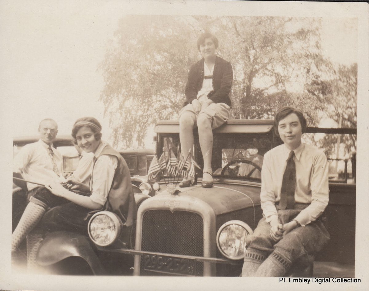 LEmbley's tweet image. In honor of Women's History Month... #thatsmygrandma Florence Ralph, and her friends Esther Loser and Nelva Weber - 1929 @IL_Wesleyan  Life Service League Retreat 
@StarvedRockPark #herstory #extraordinarywomen 
familysearch.org/photos/artifac…