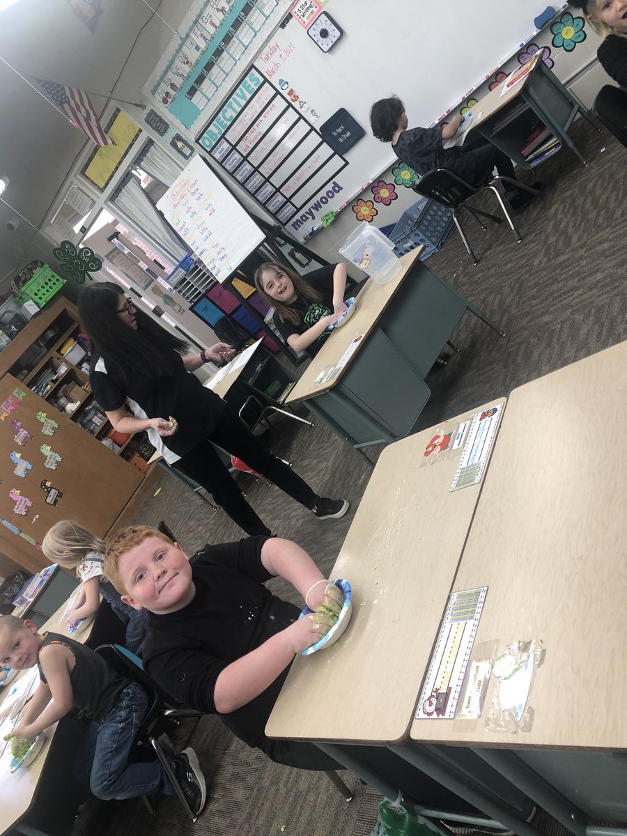 ashirley81's tweet photo. Making Oobleck! Happy Birthday Dr. Seuss! https://t.co/lSORsSM9EN