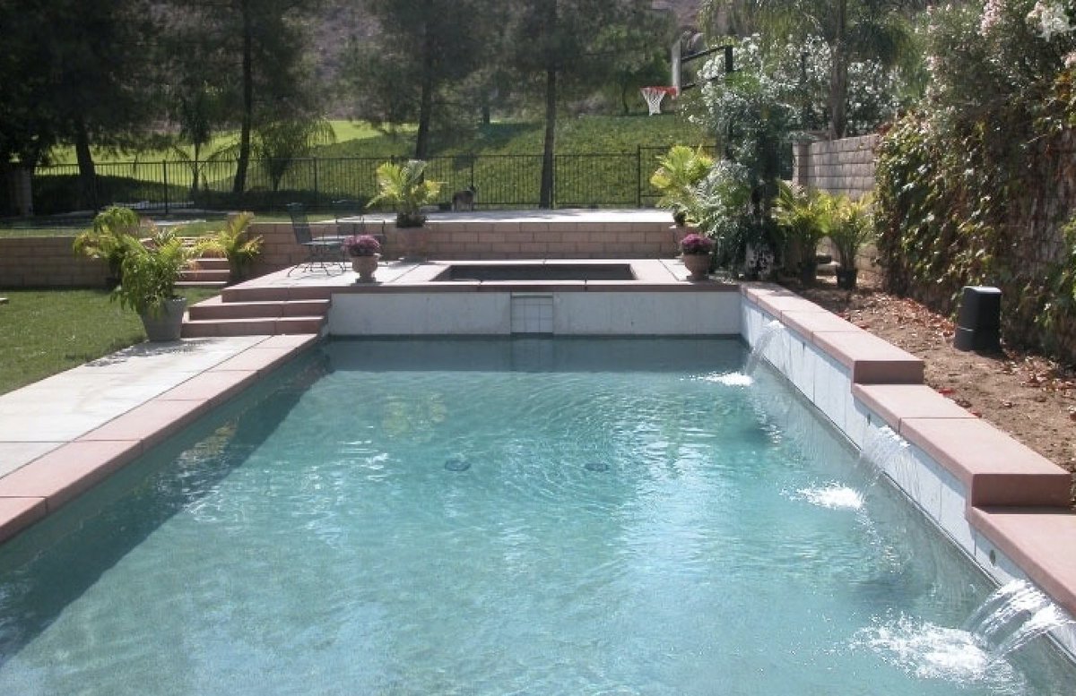 Maybe this is what your backyard has been waiting for?🤔
 
Consult with an expert like our pro All American Pool &amp; Spa serving Redlands, CA about your next backyard project bit.ly/AllAmericanPoo… #lifestyle #relax #spa 

#swimmingpool #staycation