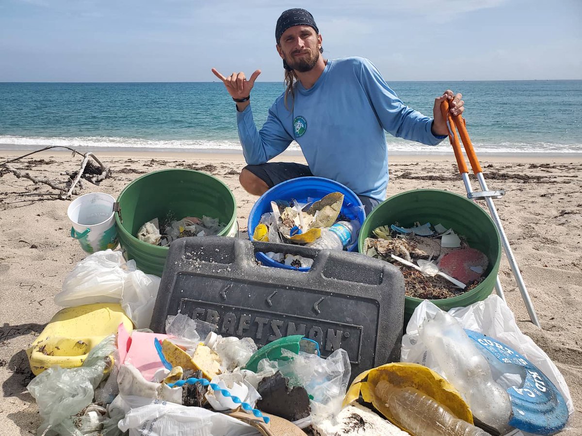 FriendsofPB_'s tweet image. Got the beach clean UP -  on a Tuesday‼️
Today's haul brought in over 3300 items and 135 lbs. 
Mostly plastics discharged by the tide. 
We can all do something! 
#plasticrefuse #oceanplastic  #plasticbeach #protectparadise #floridaliving #twohands #plasticsucks #plasticpollutes