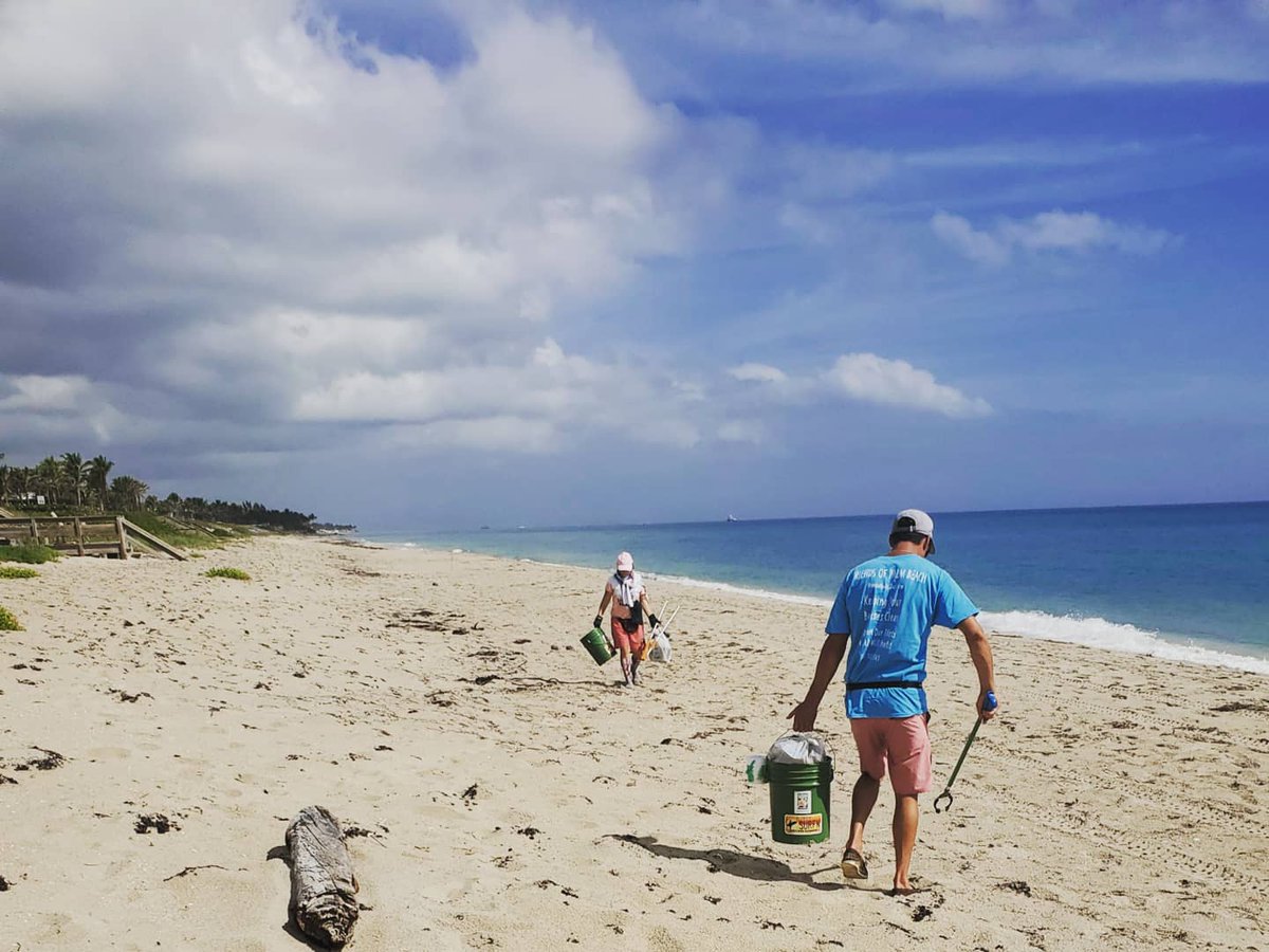 FriendsofPB_'s tweet image. Got the beach clean UP -  on a Tuesday‼️
Today's haul brought in over 3300 items and 135 lbs. 
Mostly plastics discharged by the tide. 
We can all do something! 
#plasticrefuse #oceanplastic  #plasticbeach #protectparadise #floridaliving #twohands #plasticsucks #plasticpollutes